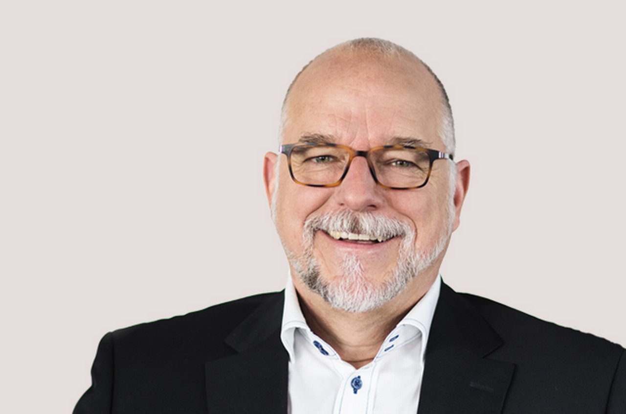 Frank Schulze, Member of the Staff Council– Deutsche Bank AG